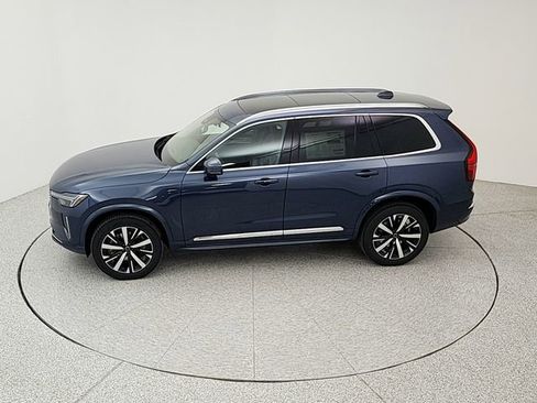 New 2026 Volvo XC90 B5 Core image 37