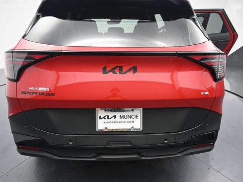 Certified 2026 Kia Sportage X-Line w/ X-Line Premium Package AWD/4WD image 9