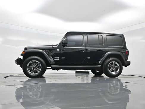 Used 2020 Jeep Wrangler Unlimited Sahara image 53