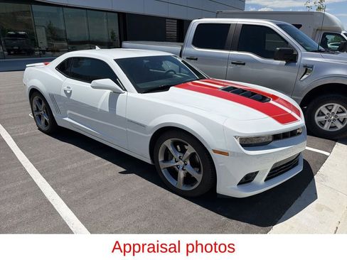 Used 2014 Chevrolet Camaro SS w/ RS Package RWD image 5