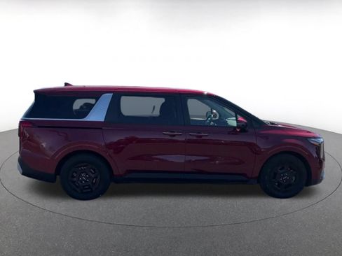 Used 2026 Kia Carnival FWD image 16