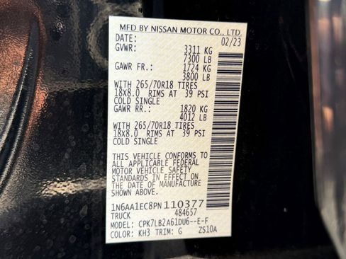 Used 2023 Nissan Titan SV image 37