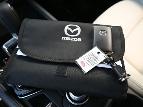 New 2025 MAZDA CX-5 AWD 2.5 S w/ Preferred Package image 39