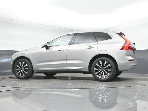 Used 2023 Volvo XC60 B5 Plus w/ Climate Package AWD/4WD image 15