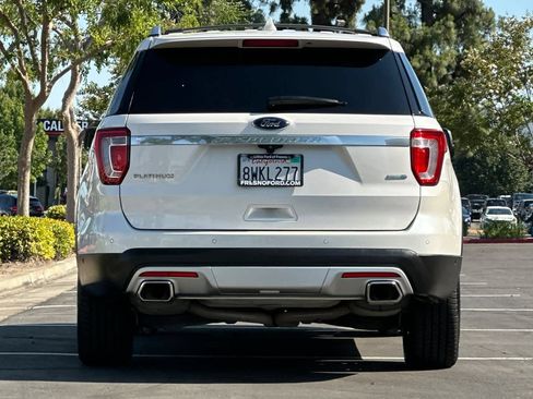 Certified 2017 Ford Explorer Platinum AWD/4WD image 8
