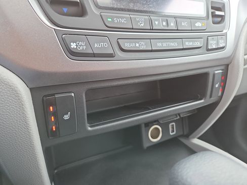 Used 2019 Honda Pilot EX-L image 28