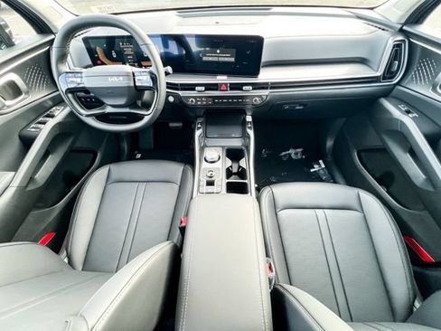 Certified 2026 Kia Sorento EX AWD/4WD image 13