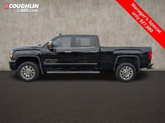 Used 2017 GMC Sierra 2500 Denali video 4