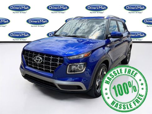 Used 2025 Hyundai Venue SEL FWD image 3
