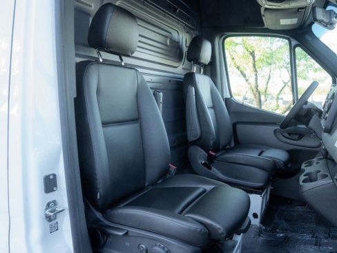 New 2025 Mercedes-Benz Sprinter 2500 image 16