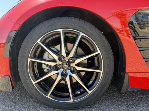 Used 2022 Toyota GR86 image 33