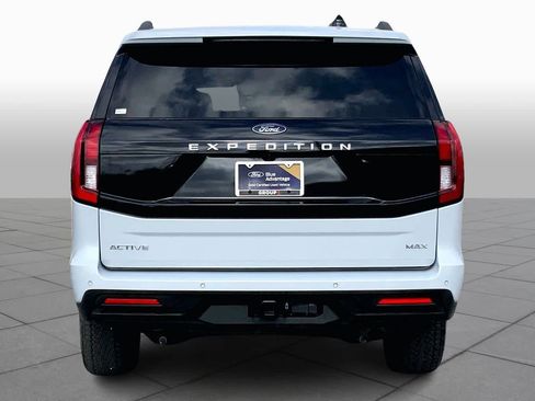 Certified 2025 Ford Expedition Max Active image 5