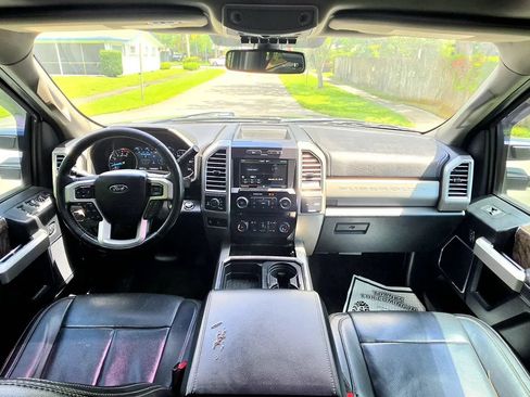Used 2017 Ford F350 Lariat w/ Lariat Ultimate Package AWD/4WD image 5