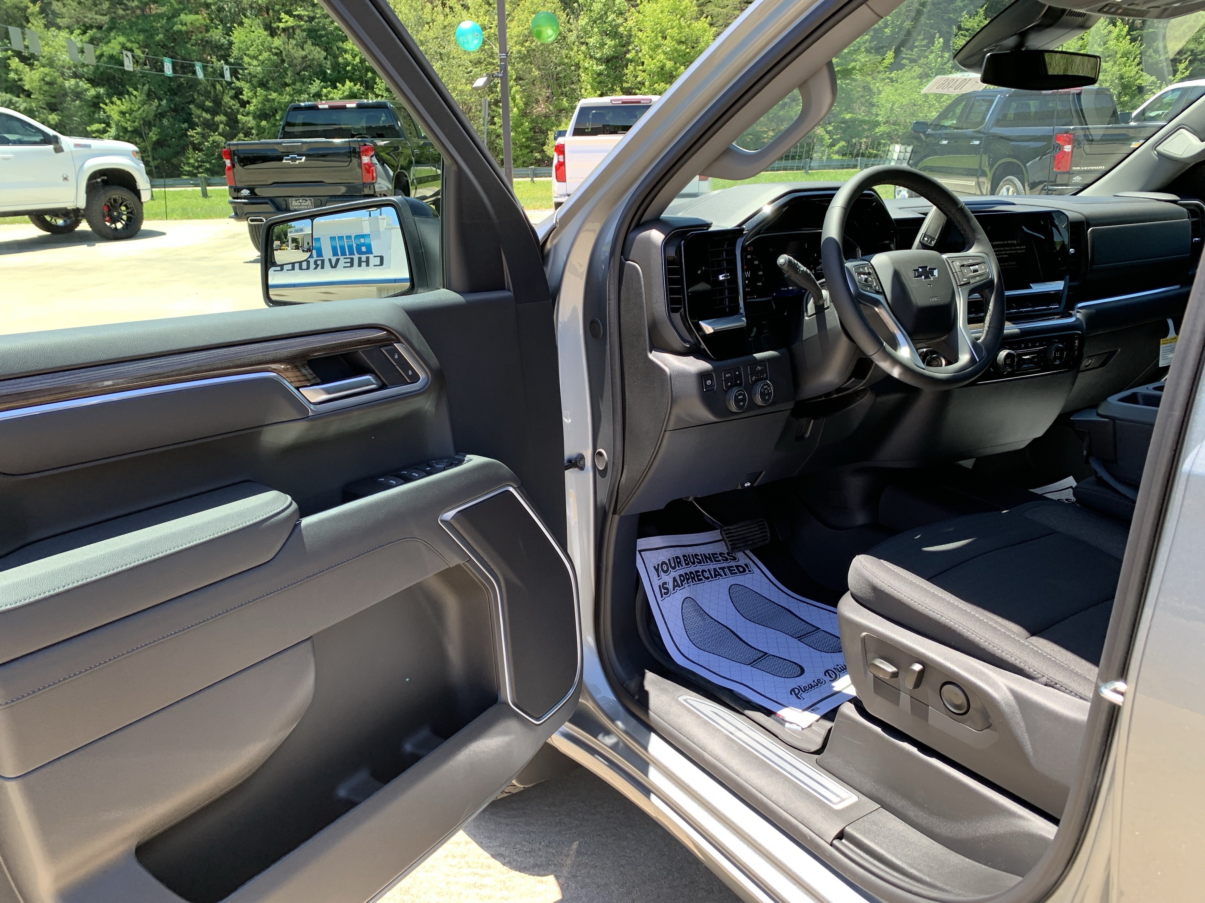 New 2026 Chevrolet Silverado 1500 RST AWD/4WD image 7