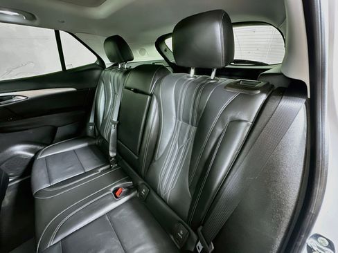 Used 2025 Buick Envision Avenir AWD/4WD image 25