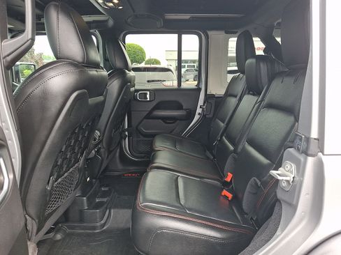 Certified 2020 Jeep Wrangler Unlimited Rubicon AWD/4WD image 10