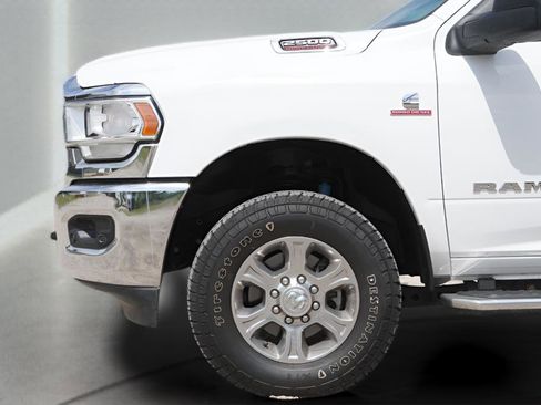 Used 2024 RAM 2500 Big Horn w/ Off Road Package AWD/4WD image 34