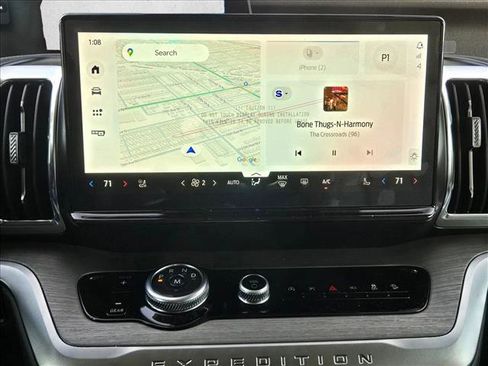 New 2025 Ford Expedition Max Platinum w/ Stealth Appearance Package image 11