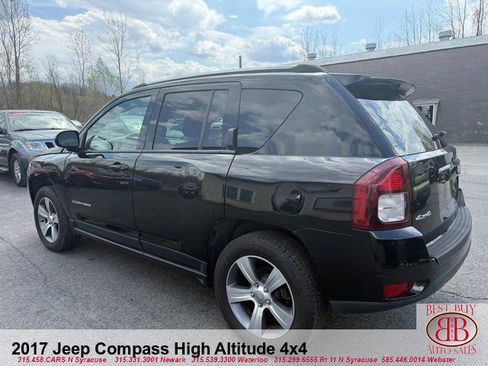 Used 2017 Jeep Compass High Altitude AWD/4WD image 5
