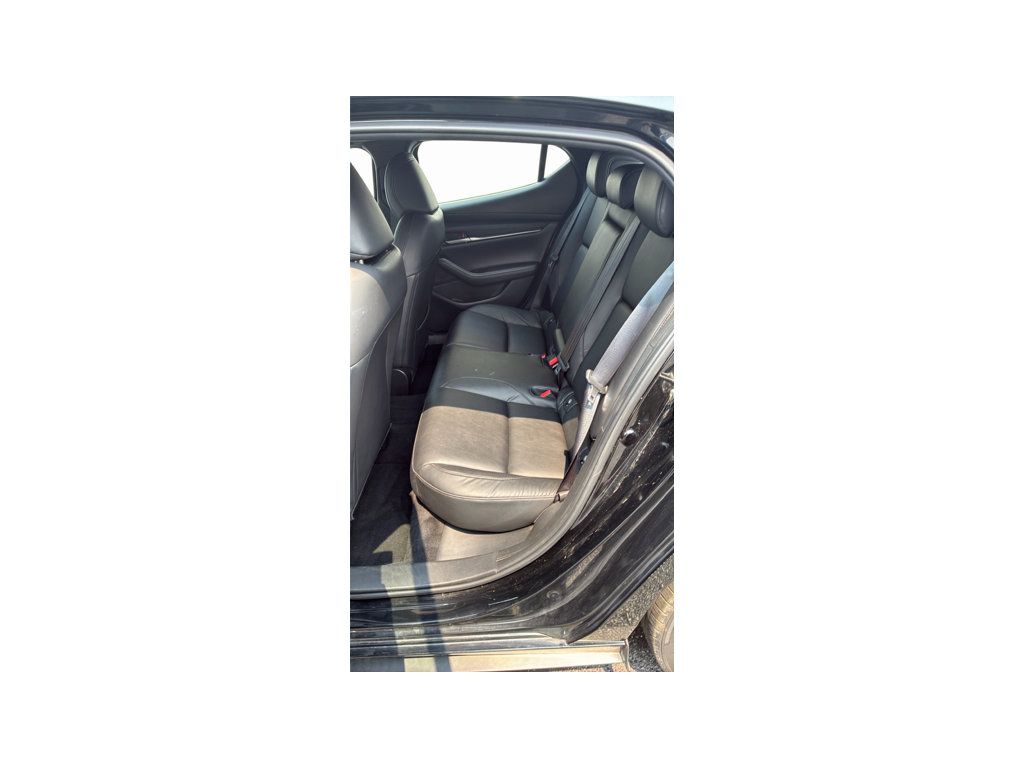 Used 2024 MAZDA MAZDA3 s FWD image 11