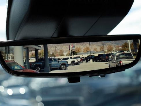 Used 2025 GMC Sierra 3500 Denali Ultimate image 19