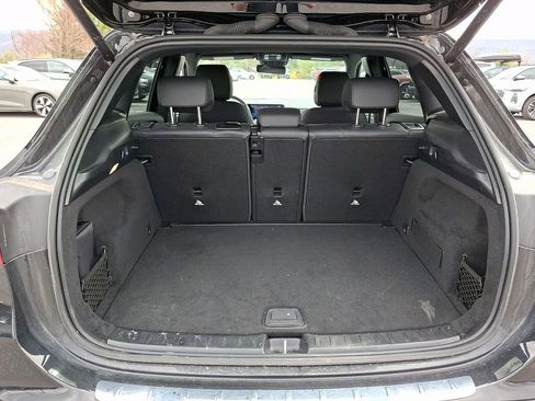 Used 2025 Mercedes-Benz GLA 250 4MATIC image 27