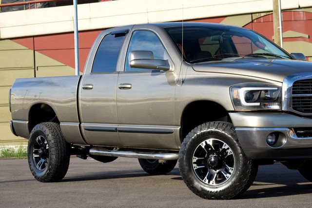 Used 2007 Dodge Ram 2500 Truck SLT AWD/4WD image 3