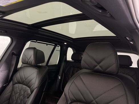 Used 2026 BMW X5 sDrive40i w/ Executive Package RWD image 15