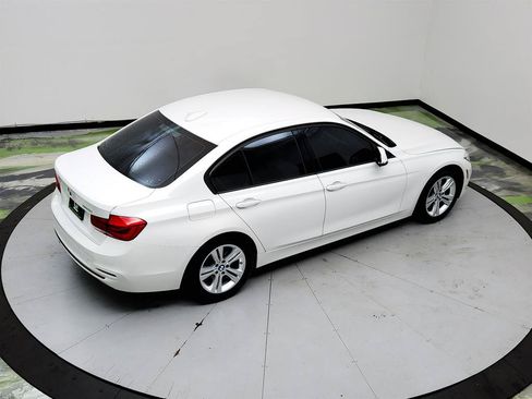 Used 2016 BMW 328i Sedan RWD image 31