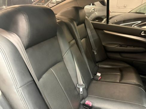 Used 2011 INFINITI G37 x Sedan w/ Premium Pkg AWD/4WD image 21
