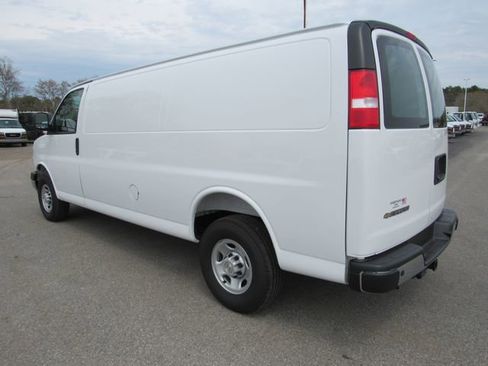 Certified 2025 Chevrolet Express 2500 Extended w/ Driver Convenience Package RWD image 7