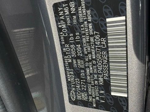 Used 2024 Hyundai Elantra Limited FWD image 28