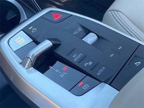 Certified 2025 BMW X1 xDrive28i w/ Convenience Package image 30