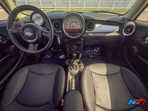 Used 2013 MINI Cooper Hardtop image 2