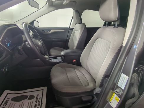 Certified 2022 Ford Escape SE w/ Cold Weather Package image 14