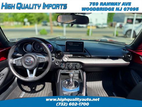 Used 2016 MAZDA MX-5 Miata Club RWD image 19