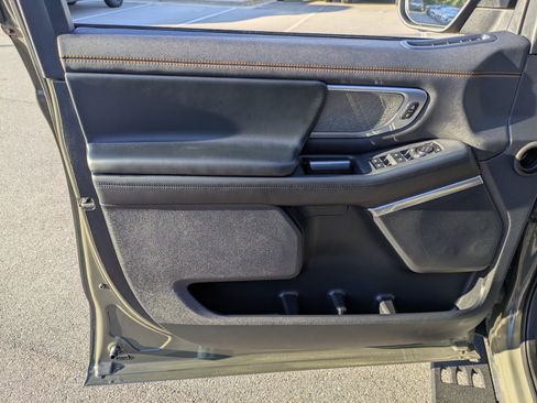 Certified 2025 Ford Expedition Tremor AWD/4WD image 15