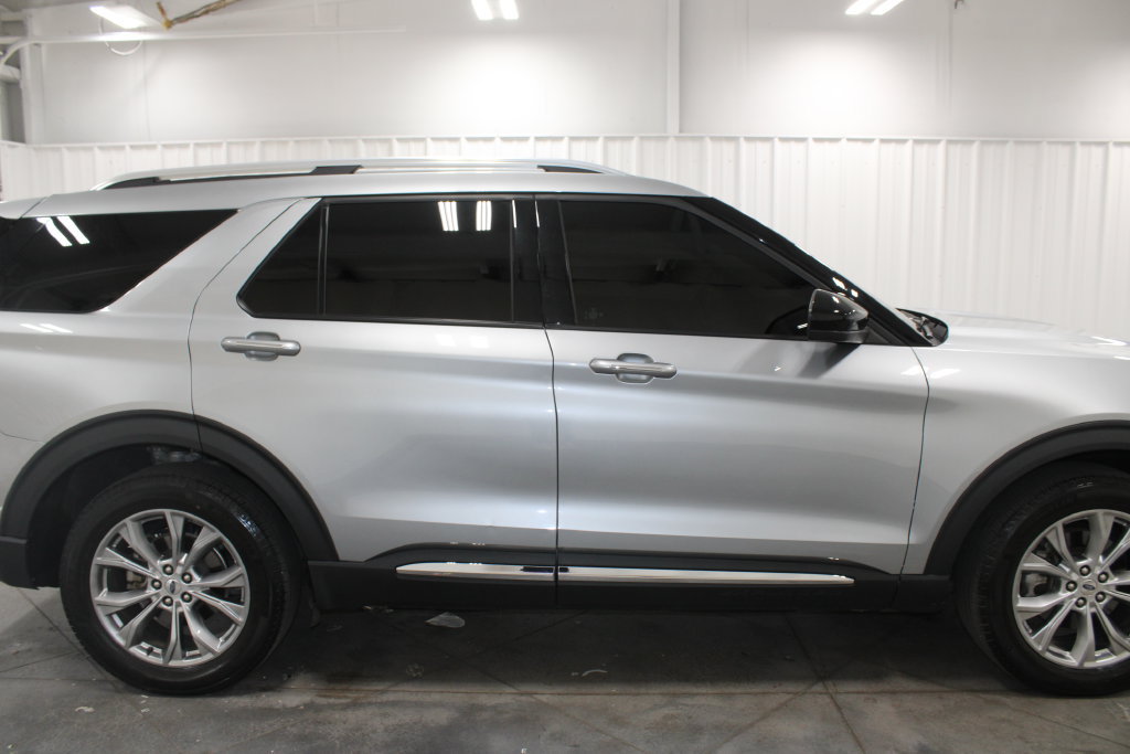 Used 2024 Ford Explorer Limited AWD/4WD image 10