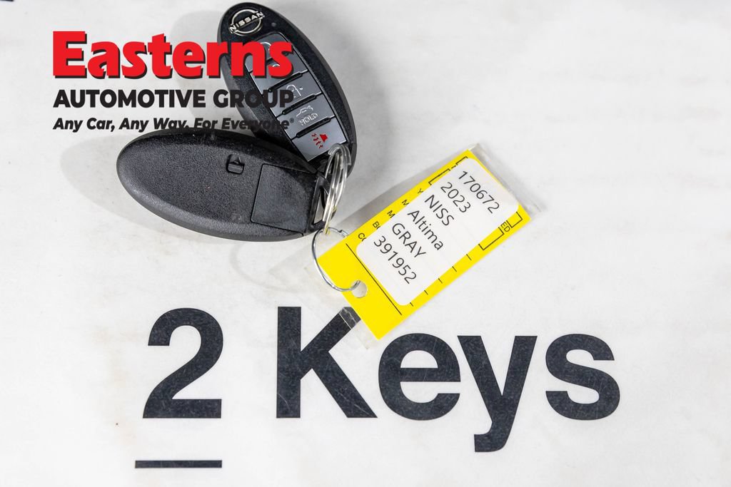 Used 2023 Nissan Altima 2.5 SV w/ SV Premium Package FWD image 27
