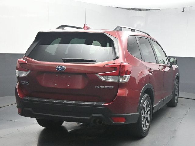 Used 2021 Subaru Forester Premium w/ Popular Package #1 AWD/4WD image 7
