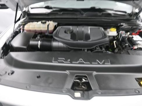Used 2025 RAM 1500 Laramie w/ Sport Appearance Package AWD/4WD image 35