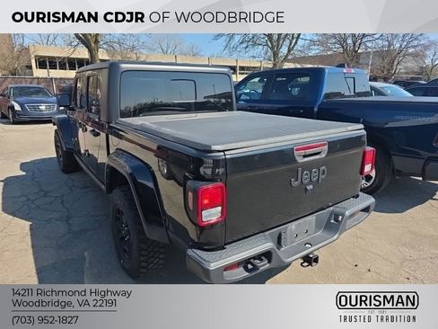 Used 2022 Jeep Gladiator Willys image 6