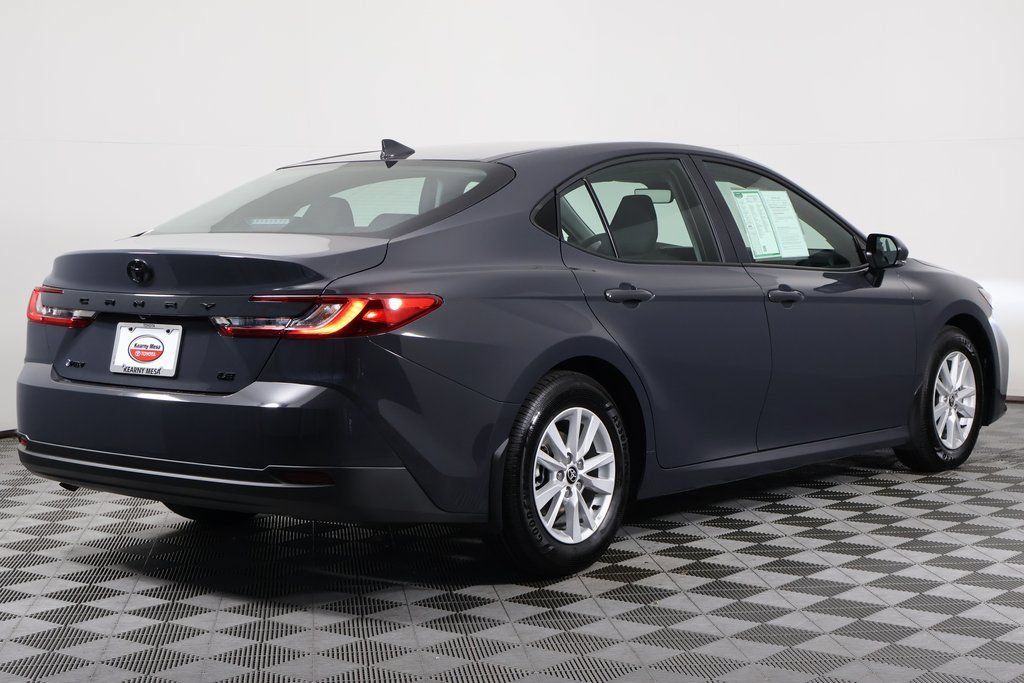 Used 2026 Toyota Camry LE w/ Convenience Package FWD image 4