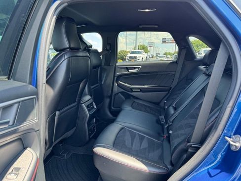 Used 2024 Ford Edge ST-Line image 10