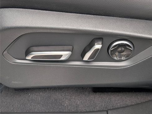 Used 2023 Acura RDX AWD image 21
