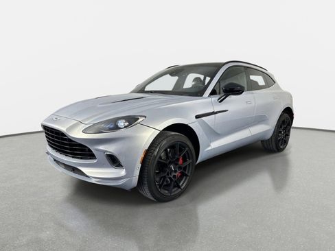 Used 2023 Aston Martin DBX AWD/4WD image 4