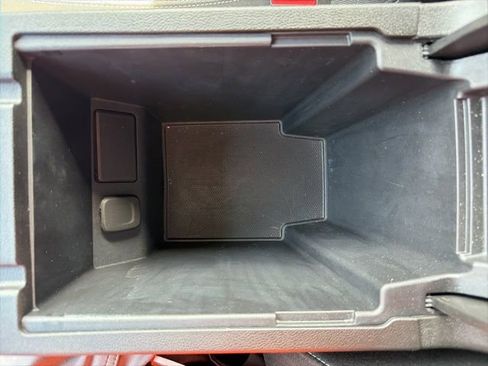 Used 2023 Chevrolet Blazer LT image 21