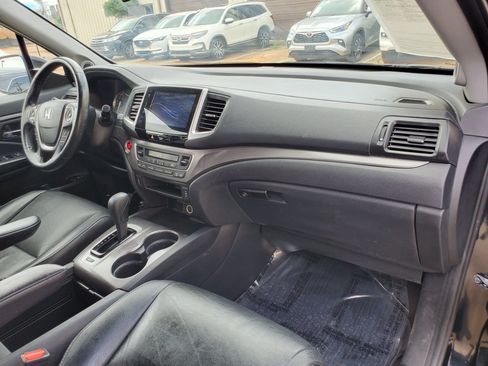 Used 2017 Honda Pilot EX-L image 32