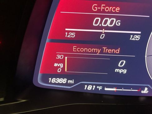 Used 2020 Chevrolet Corvette Stingray w/ 2LT Preferred Equipment Group image 16