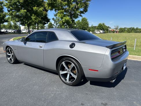Used 2016 Dodge Challenger R/T Plus RWD image 8